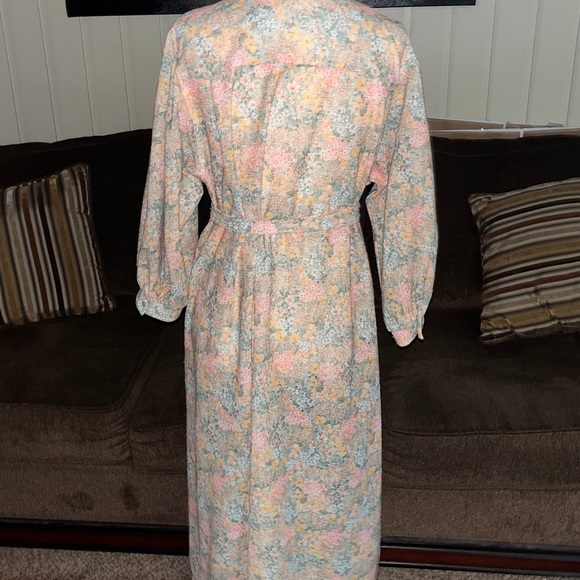 The Stroller • Vintage • 1960’s • Dress • Size 16 • Beige/ Pink/ Yellow/ Green - Picture 14 of 14